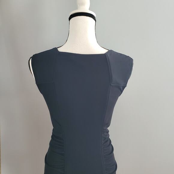 BCBGeneration Black Sleeveless Side Ruched Bodycon Midi Dress Size M - Picture 5 of 9